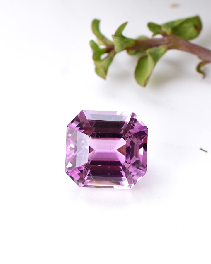 45.30 Ct. Gem Grade Fine Kunzite Loose Gem